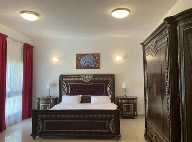 Villa 69, Sh-Kasa St - Umm Suqeim Umm Suqeim 2 - Dubai